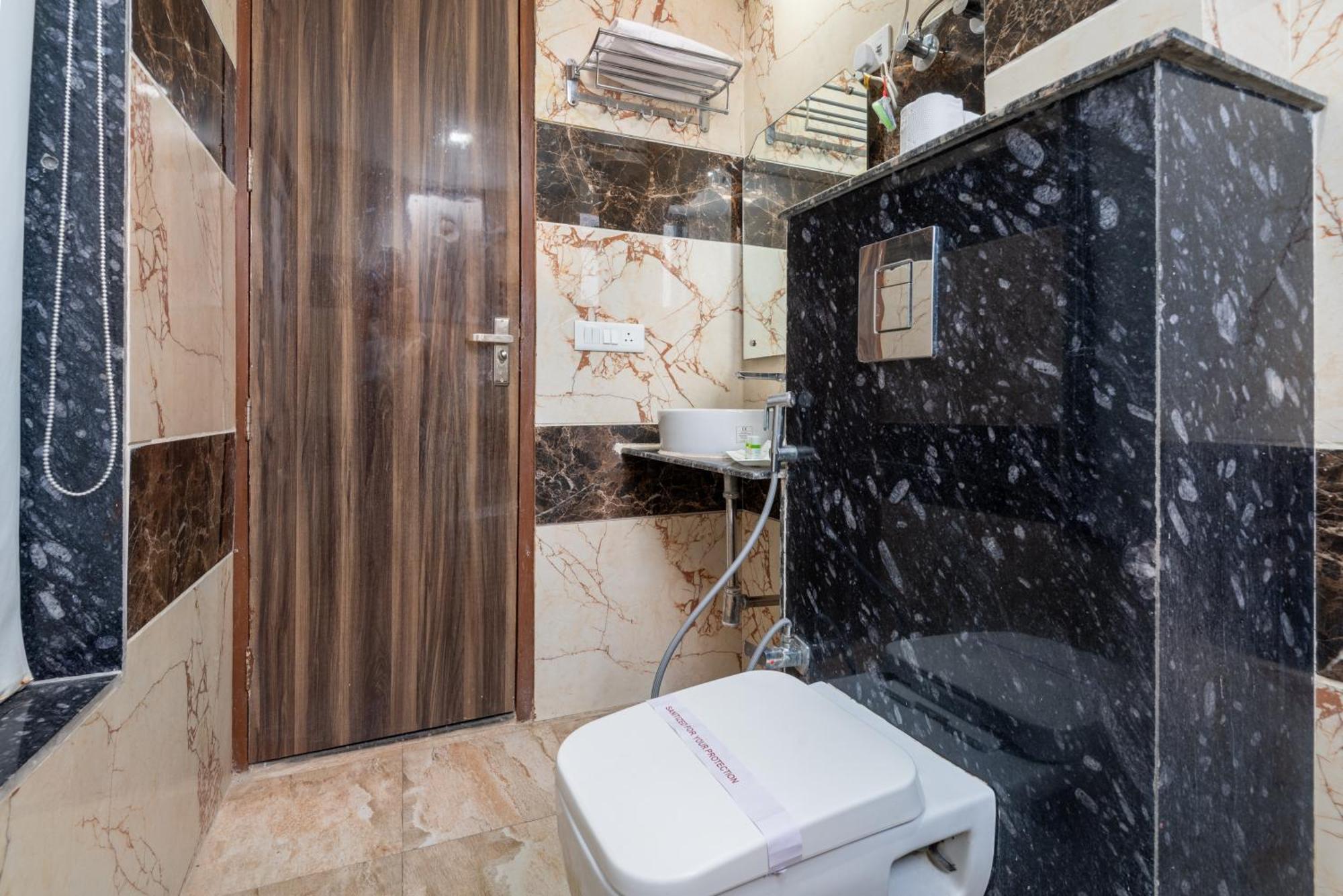 Hotel Royal Inn Igi نيودلهي المظهر الخارجي الصورة