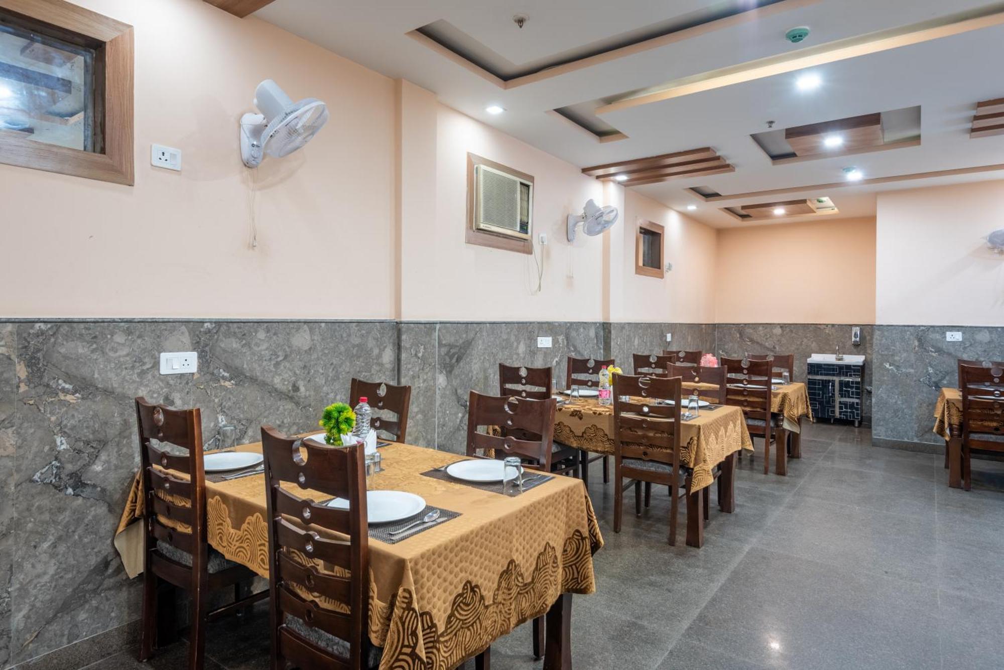 Hotel Royal Inn Igi نيودلهي المظهر الخارجي الصورة