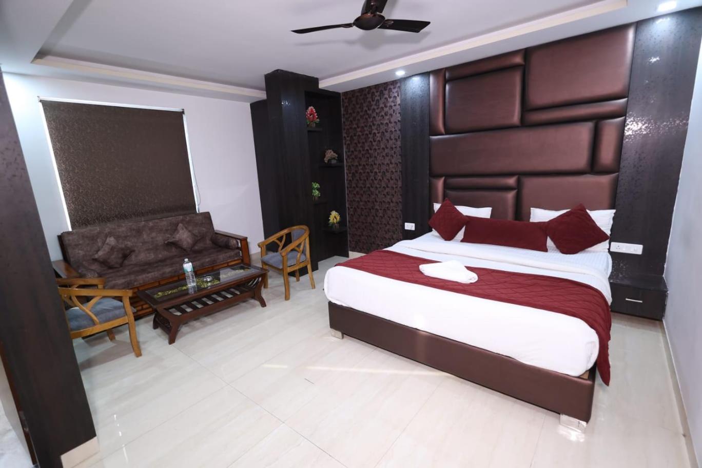 Hotel Royal Inn Igi نيودلهي المظهر الخارجي الصورة